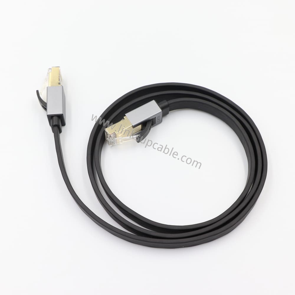 Cat8 Flat Ethernet Patch Cable — 40Gbps 2000MHz S/FTP Shielded RJ45 Cord 4 Slim Cat8 flat network cable with shielded metal housing RJ45 plugs for data center patching