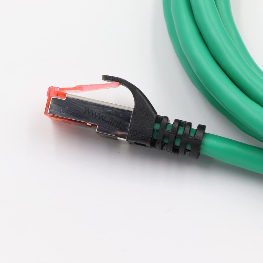 Cat6A Ethernet Cable 10Gbps 500MHz Heavy-Duty Shielded (S/FTP / FTP) Round High-Speed Patch Cord 3 Cat6A Heavy-Duty Round Patch Cable Connected to Network Switch and Server Rack