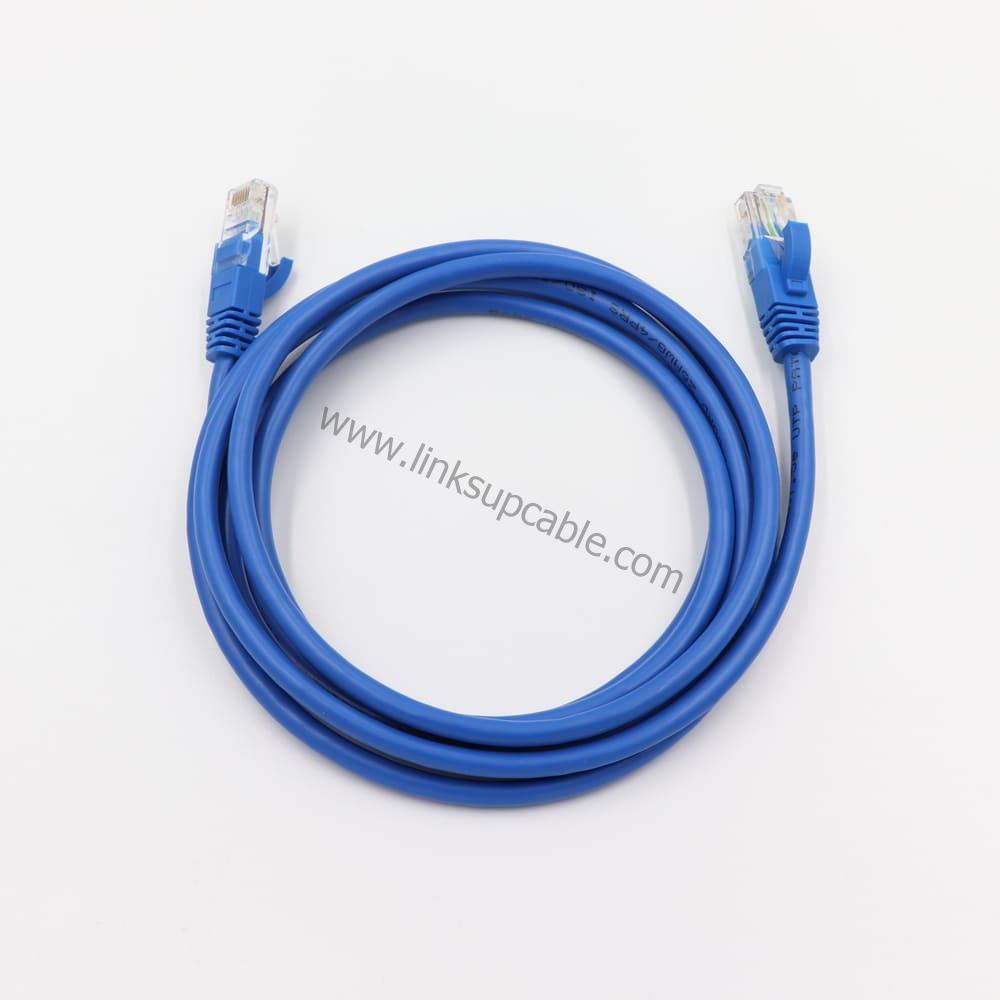 Cat5e UTP Round Ethernet Patch Cable RJ45 Network LAN Cord 4 Cat5e UTP Round Patch Cable Connected to Office Router and Switch